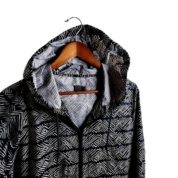 Volcom Lightweight Shell Jacket. Perfect Condition! - Picture 2 of 4